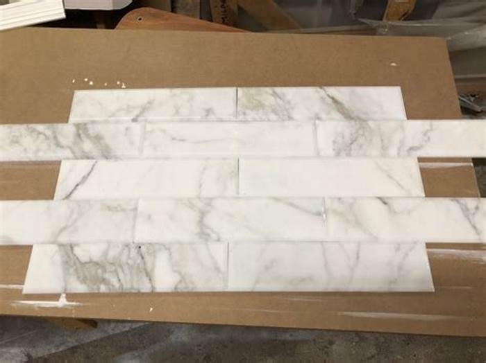 Calacatta Gold Marble Subway Tile